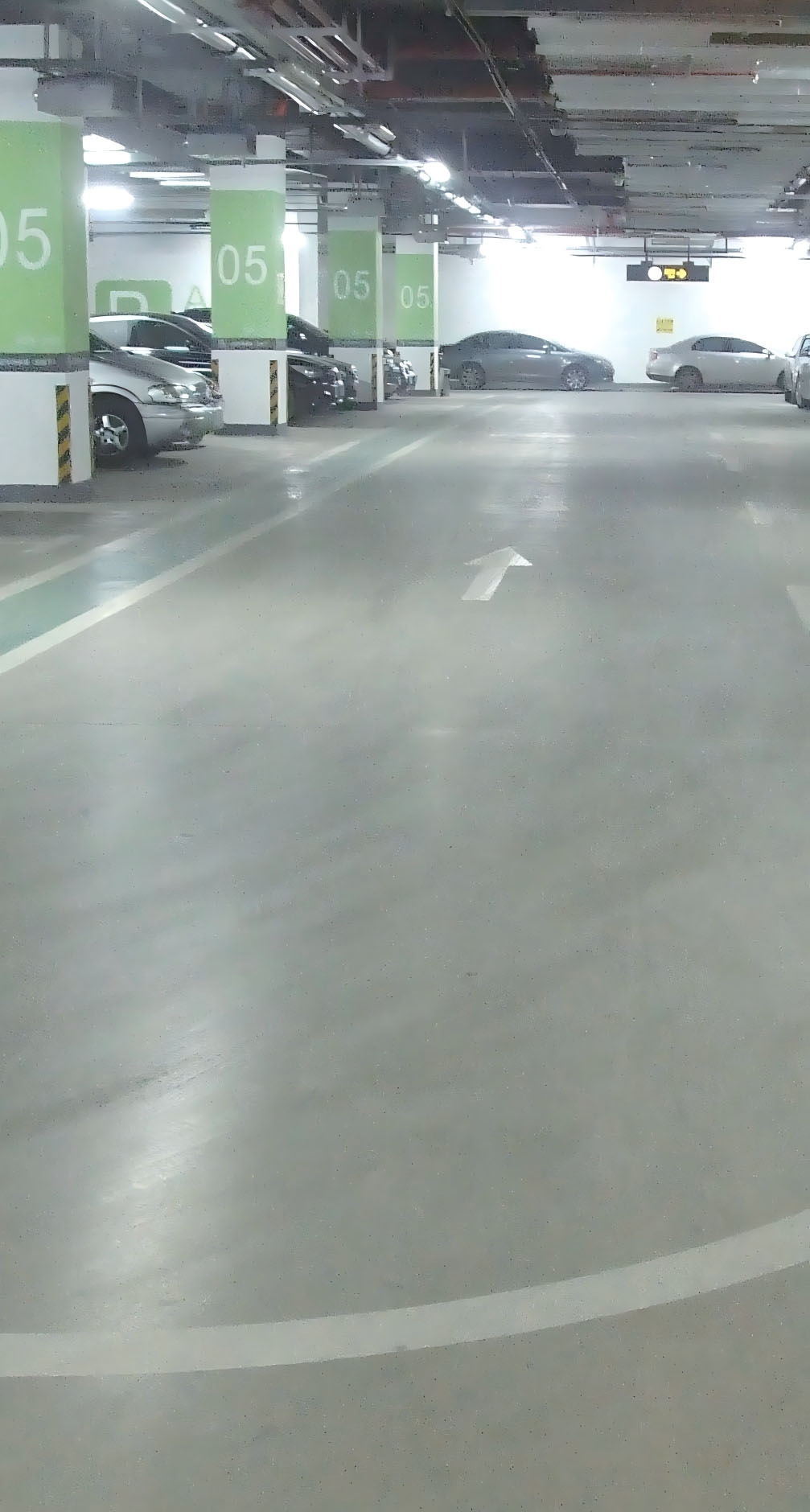 Cement-based self-leveling system